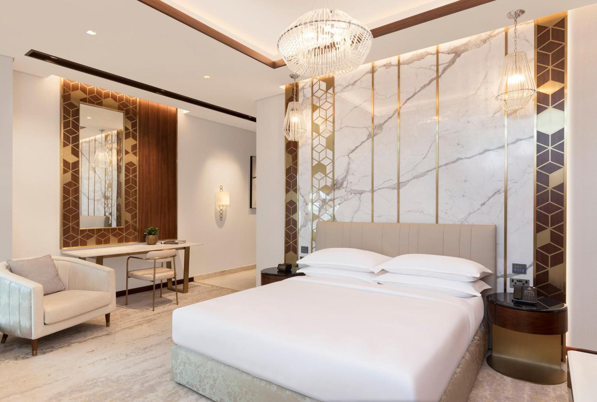 Velero Hotel Doha Lusail Eksteriør bilde Deluxe Room